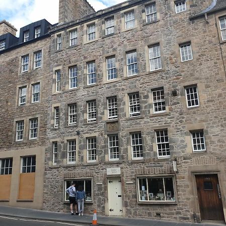 Canongate - Spacious And Historic 2 Bed Flat On Royal Mile Apartment Edinburgh Exterior foto
